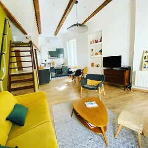 Vaste Et Loft Climatise Au Coeur De Marseilles
