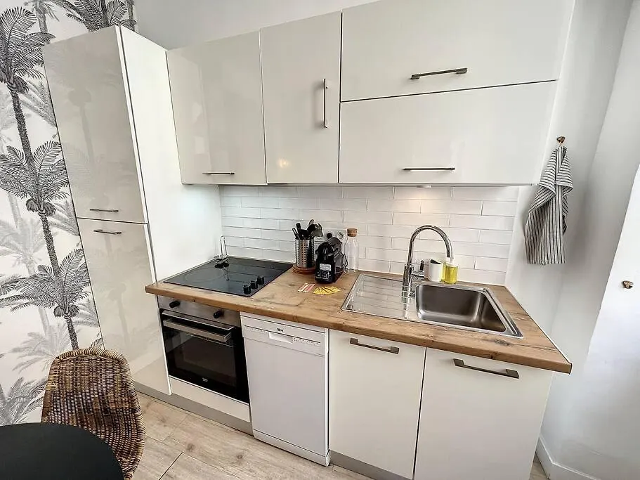 Appartement Lumineux Au Coeur De La Joliette Marseille